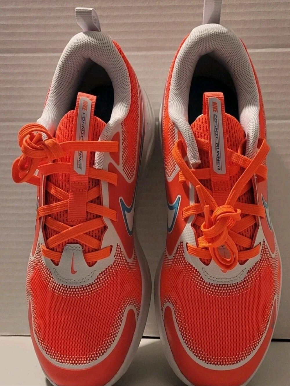 Nike Cosmic Runner Big Kids 5.5Y/ Women's 7 ~ Orange, Turquoise, White Shoes